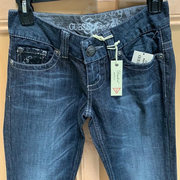 Guess Alana Jeans - Picture 4 of 6